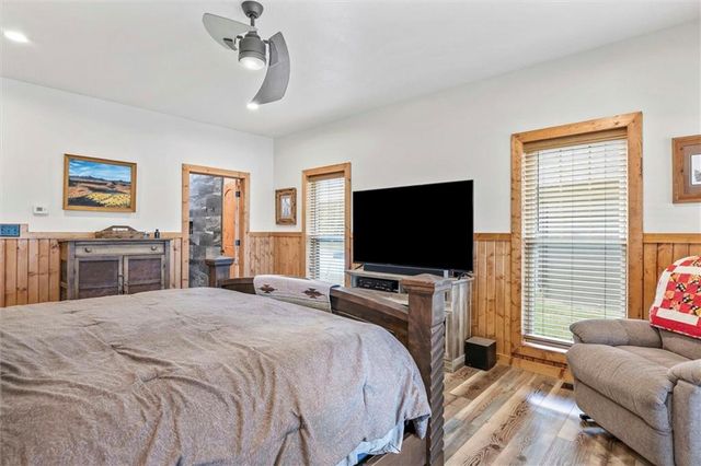 107 Harbor Point, Gallatin, MO 64640