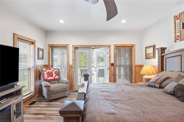 107 Harbor Point, Gallatin, MO 64640