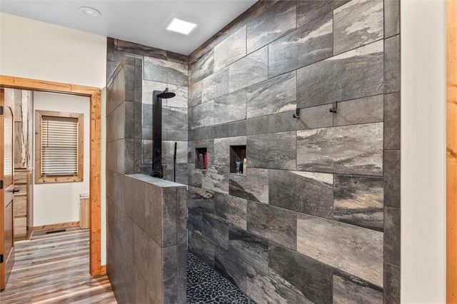 107 Harbor Point, Gallatin, MO 64640