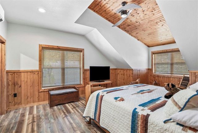 107 Harbor Point, Gallatin, MO 64640