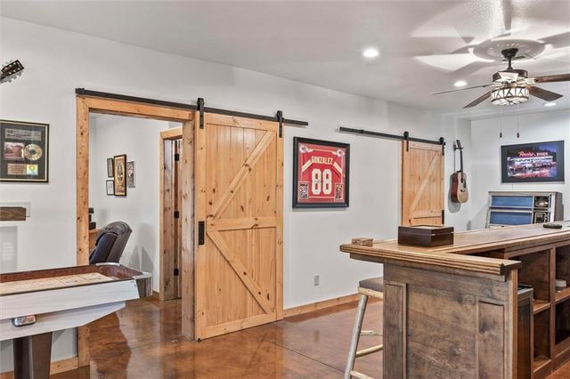 107 Harbor Point, Gallatin, MO 64640