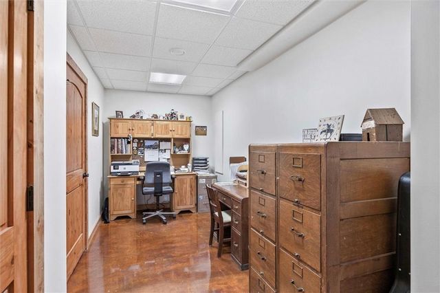 107 Harbor Point, Gallatin, MO 64640