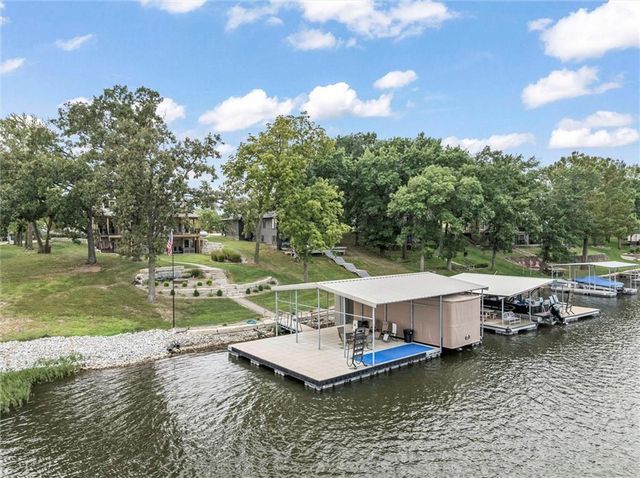 107 Harbor Point, Gallatin, MO 64640