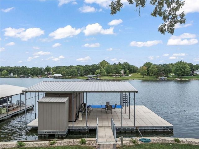 107 Harbor Point, Gallatin, MO 64640