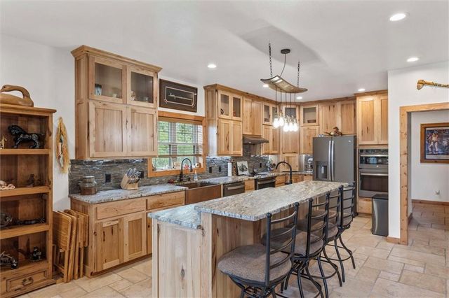 107 Harbor Point, Gallatin, MO 64640