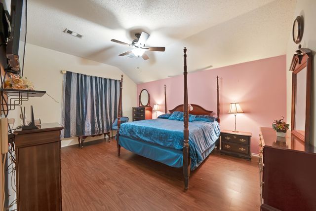 745 Woodridge Drive, Desoto, TX 75115