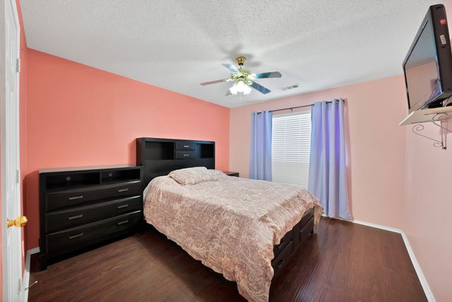 745 Woodridge Drive, Desoto, TX 75115