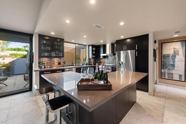 2937 Sundance Circle W, Palm Springs, CA 92262