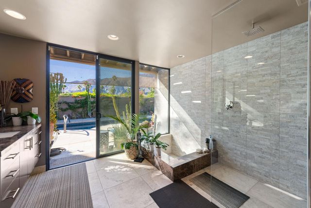 2937 Sundance Circle W, Palm Springs, CA 92262