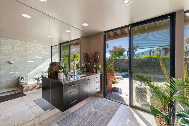 2937 Sundance Circle W, Palm Springs, CA 92262