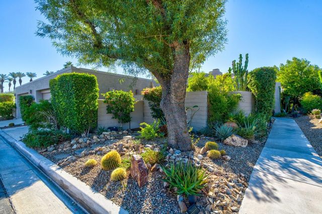 2937 Sundance Circle W, Palm Springs, CA 92262