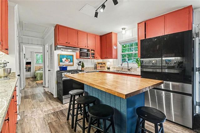 1581 Lost Mountain Road, Powder Springs, GA 30127