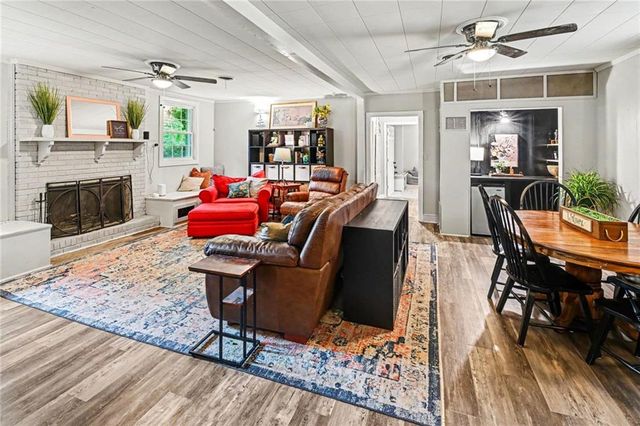1581 Lost Mountain Road, Powder Springs, GA 30127