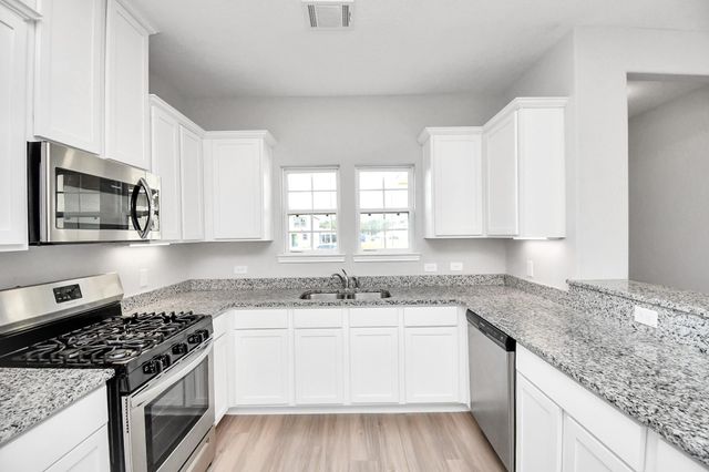 1294 Road 5102, Cleveland, TX 77327
