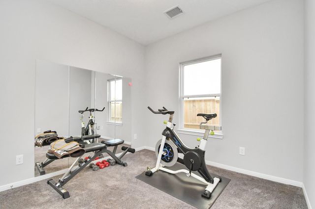 1294 Road 5102, Cleveland, TX 77327