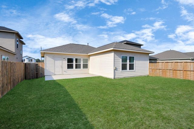 1294 Road 5102, Cleveland, TX 77327