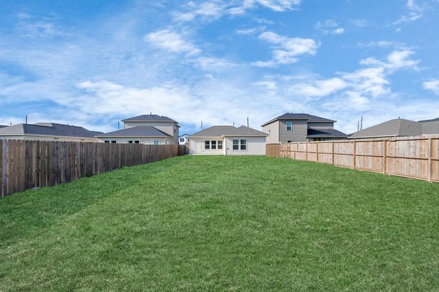 1294 Road 5102, Cleveland, TX 77327