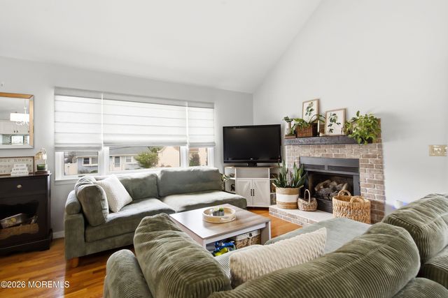1 Holly Acres Drive, Brick, NJ 08723