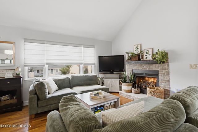 1 Holly Acres Drive, Brick, NJ 08723