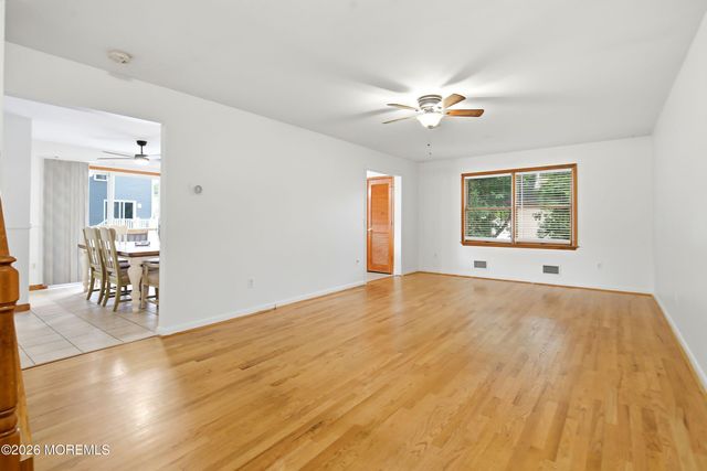 1 Holly Acres Drive, Brick, NJ 08723