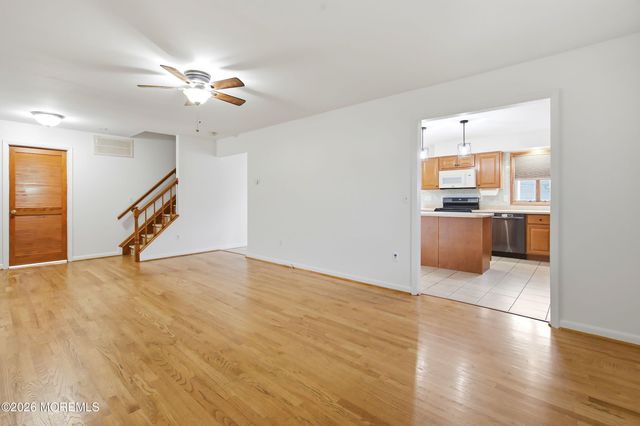 1 Holly Acres Drive, Brick, NJ 08723