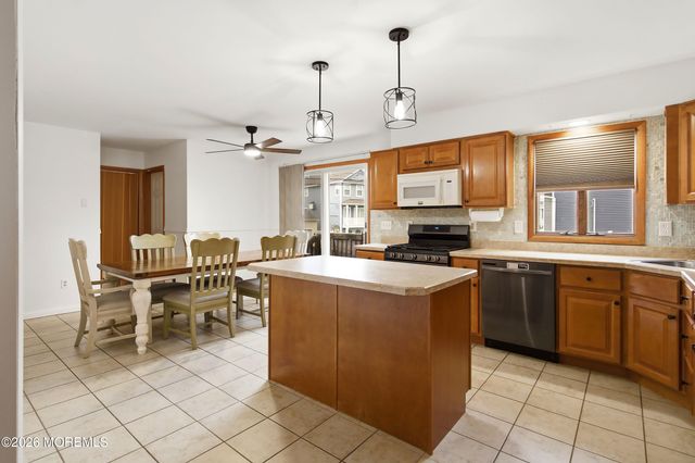 1 Holly Acres Drive, Brick, NJ 08723