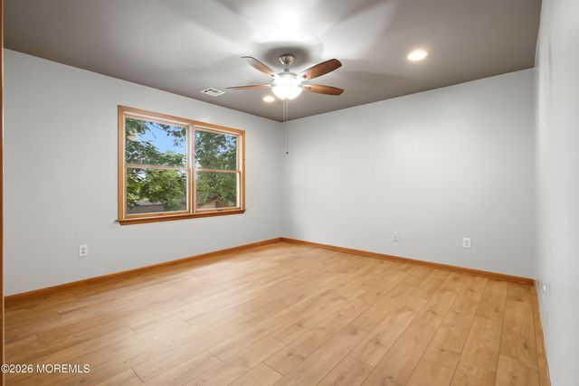 1 Holly Acres Drive, Brick, NJ 08723