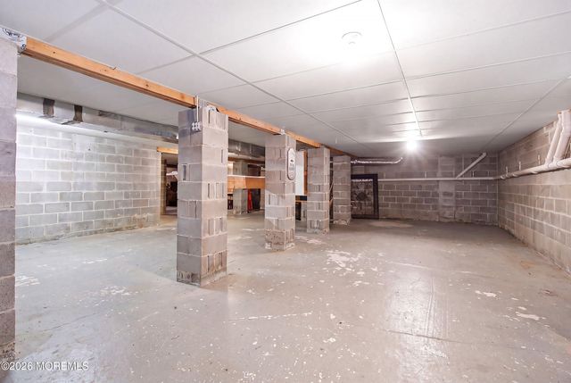 1 Holly Acres Drive, Brick, NJ 08723