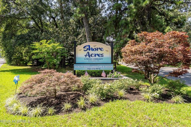 1 Holly Acres Drive, Brick, NJ 08723