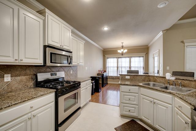 15 Bangor Court, Little Rock, AR 72223