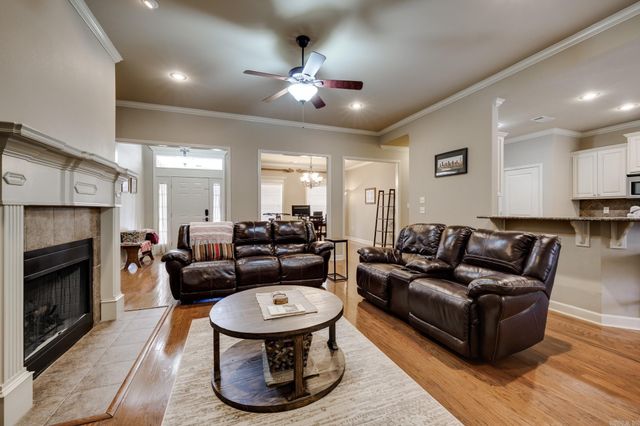 15 Bangor Court, Little Rock, AR 72223