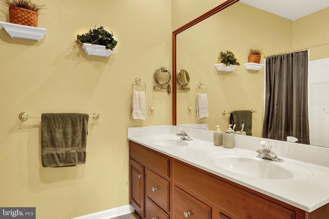 107 RED HAVEN RD, New Cumberland, PA 17070