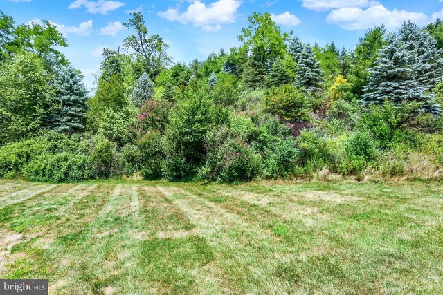 107 RED HAVEN RD, New Cumberland, PA 17070