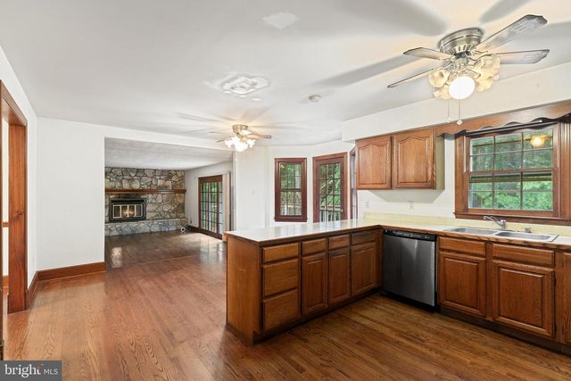 5623 WILSHIRE CT, Warrenton, VA 20187