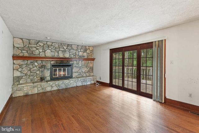 5623 WILSHIRE CT, Warrenton, VA 20187