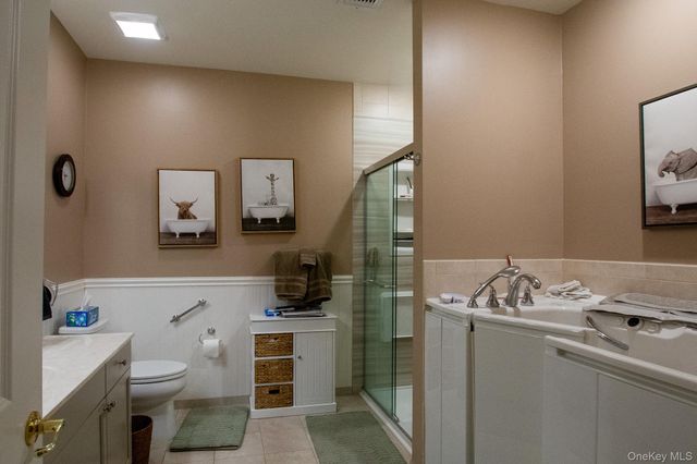 21 Greentree Court, Shirley, NY 11967