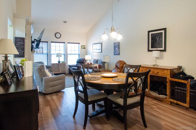 21 Greentree Court, Shirley, NY 11967