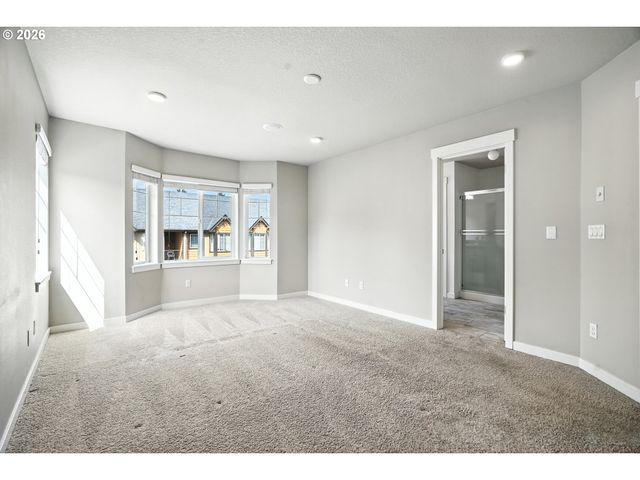 19692 Sw BLACKBEAR Ct, Beaverton, OR 97006