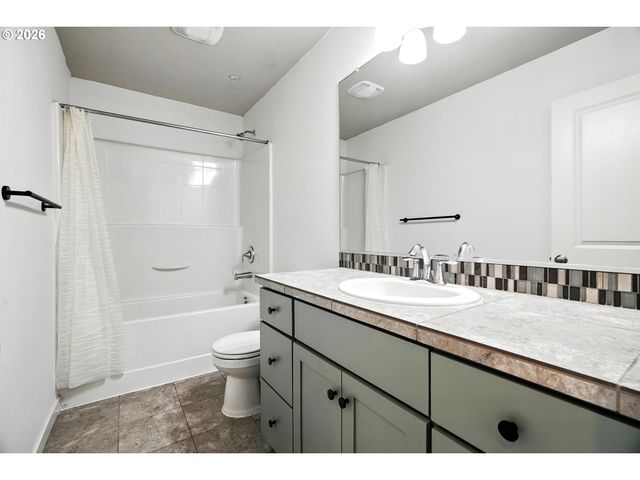 19692 Sw BLACKBEAR Ct, Beaverton, OR 97006