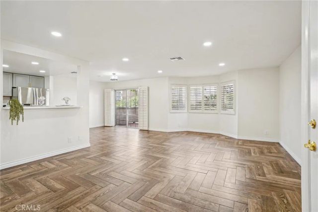 11300 Foothill Blvd 97, Sylmar, CA 91342