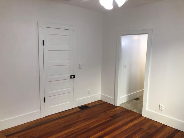 2004 Rosewood Ave, Austin, TX 78702