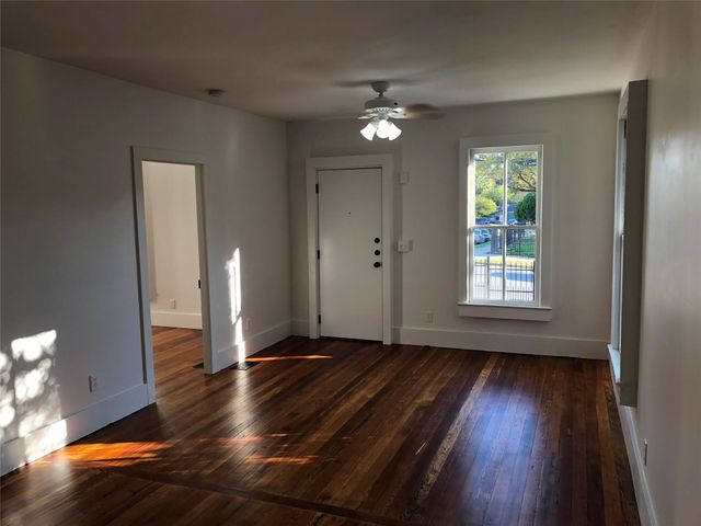 2004 Rosewood Ave, Austin, TX 78702