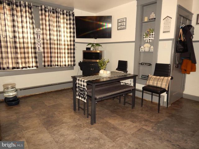 228 WISE AVE, Red Lion, PA 17356