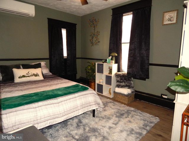 228 WISE AVE, Red Lion, PA 17356
