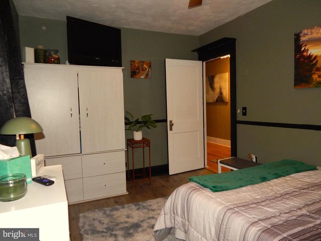 228 WISE AVE, Red Lion, PA 17356
