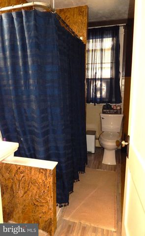 228 WISE AVE, Red Lion, PA 17356