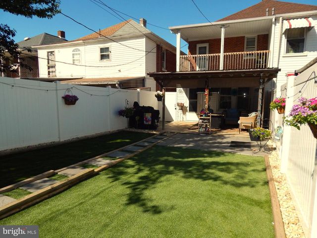 228 WISE AVE, Red Lion, PA 17356