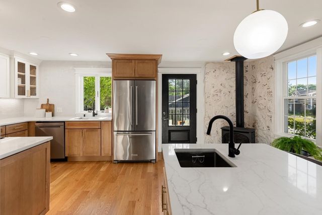 78 Forest St 78, Wakefield, MA 01880