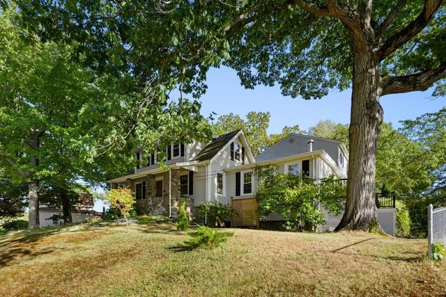 78 Forest St 78, Wakefield, MA 01880