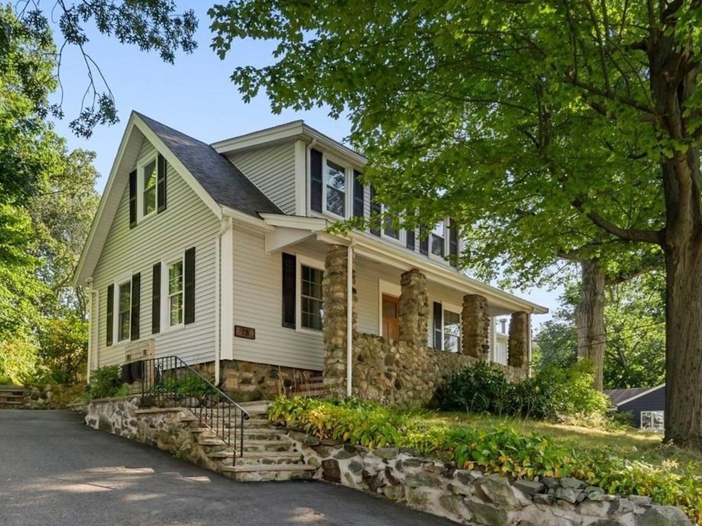 78 Forest St 78, Wakefield, MA 01880